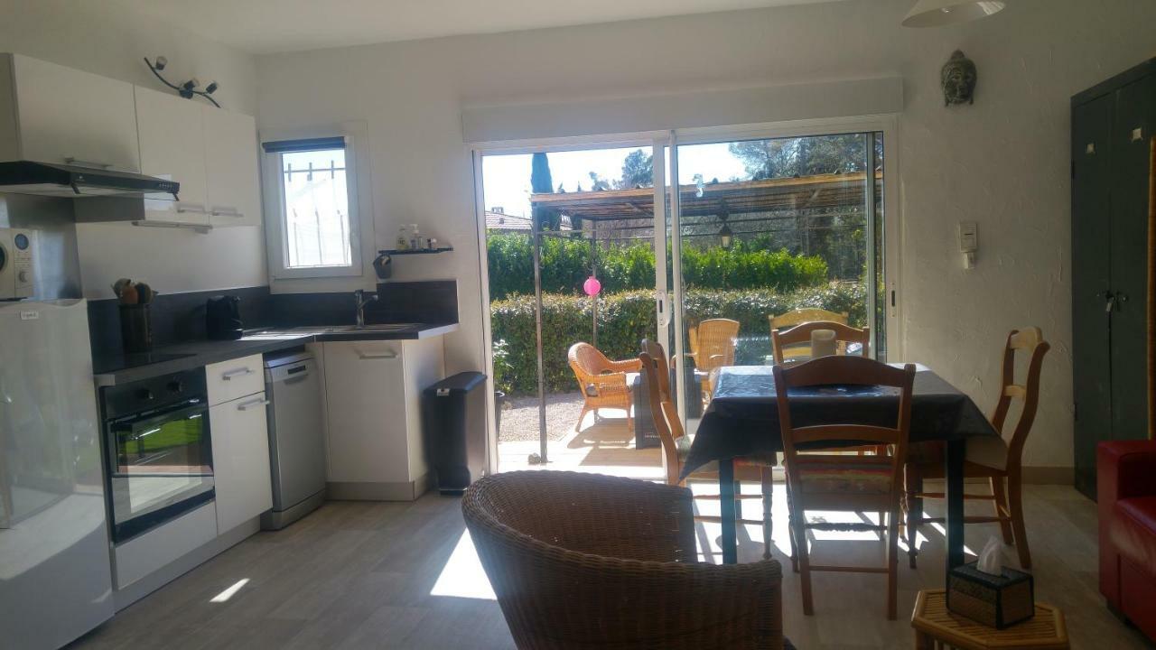 gite LAPAZ/jacuzzi privé/piscine Draguignan Esterno foto